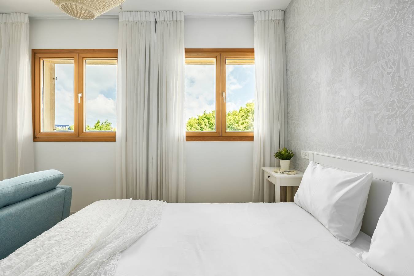 Entire apartment, Jaffa Charming Beachfront Studio by Sea N' Rent in Tel Aviv, Tel Aviv District