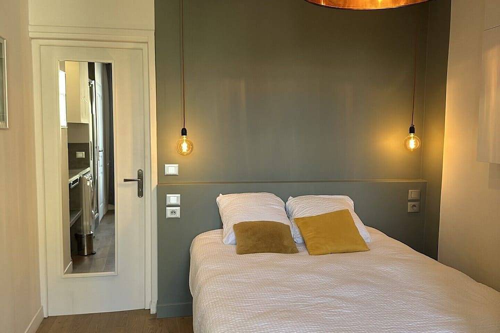 Entire apartment, Charming bright 2P on the outskirts of Paris in Ivry-sur-Seine, Val-de-Marne