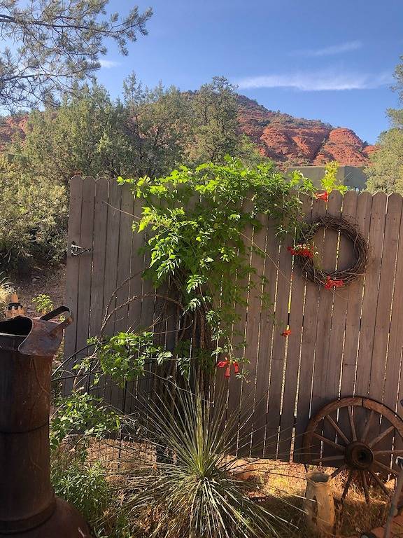 Ganze Wohnung, Wüsten-Juwel im roten Felsenland in Coconino Nationalwald