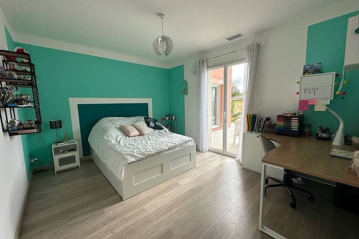 Location de vacances pour 8 personnes, avec terrasse ainsi que jardin et jacuzzi, animaux acceptés à Lapeyrouse-Fossat - 4