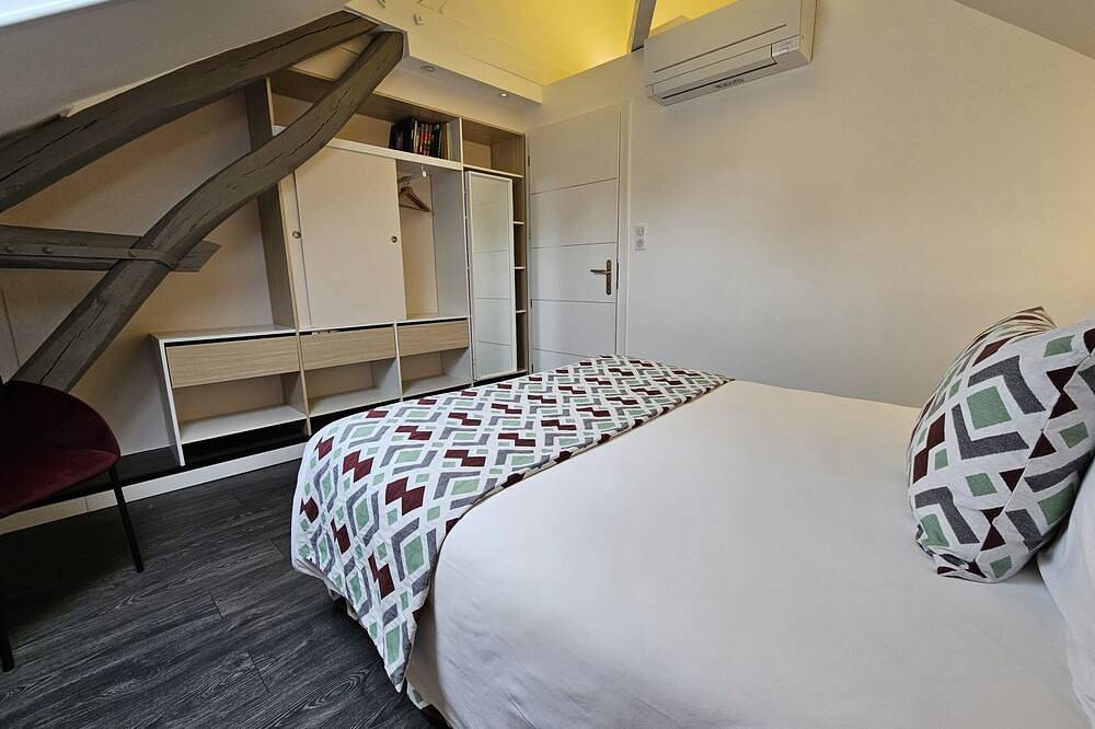 Appartement entier, La Maison V.H. - Loft executif, de 110m² in Troyes, Aube