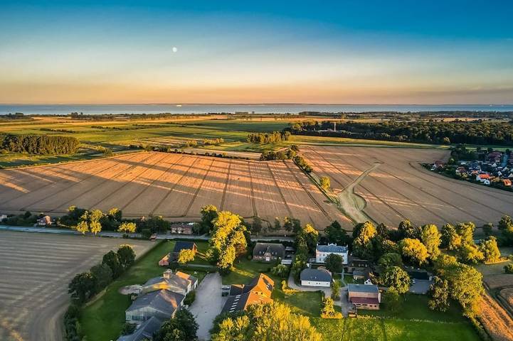 Ferienwohnung für 6 Personen, mit Garten