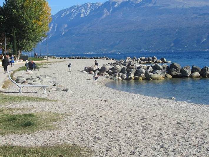 Bungalow für 4 Personen, mit Seeblick in Norditalien - 3