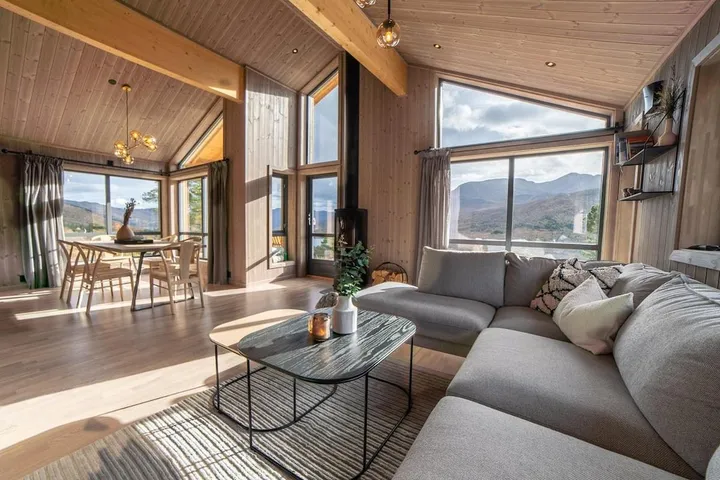 Ferienhaus für 8 Personen, mit Garten und Terrasse sowie Sauna und Ausblick - 1