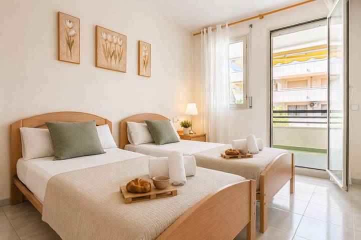 Apartamento entero, Ideal parejas - Escapada junto al Mar in La Pineda, Platja de la Pineda