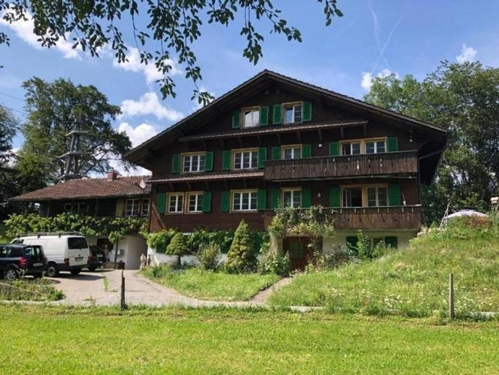 Ferienwohnung für 10 Personen, mit Balkon und Garten in Flüeli-Ranft