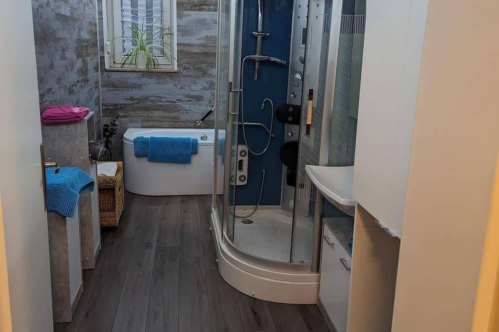 Ganze Wohnung, Ferienwohnung/App. für 2 Gäste mit 85m² in Stadtallendorf in Stadtallendorf, Landkreis Marburg-Biedenkopf