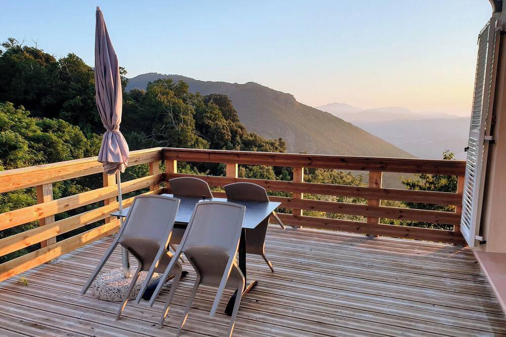 Country house near Ajaccio in Peri, Ajaccio und Umgebung