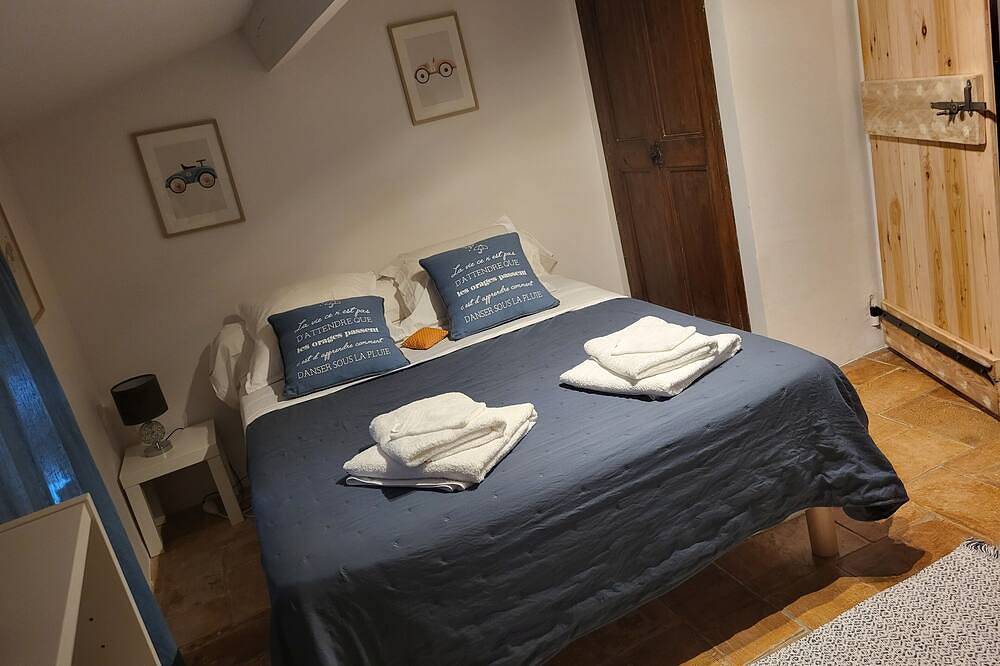 En Pleine Foret in Aurel, Parc naturel régional du Mont-Ventoux