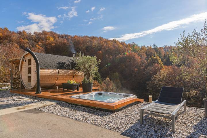 Ferienhaus für 10 Personen, mit Terrasse und Sauna sowie Pool, kinderfreundlich in Slowenien - 3