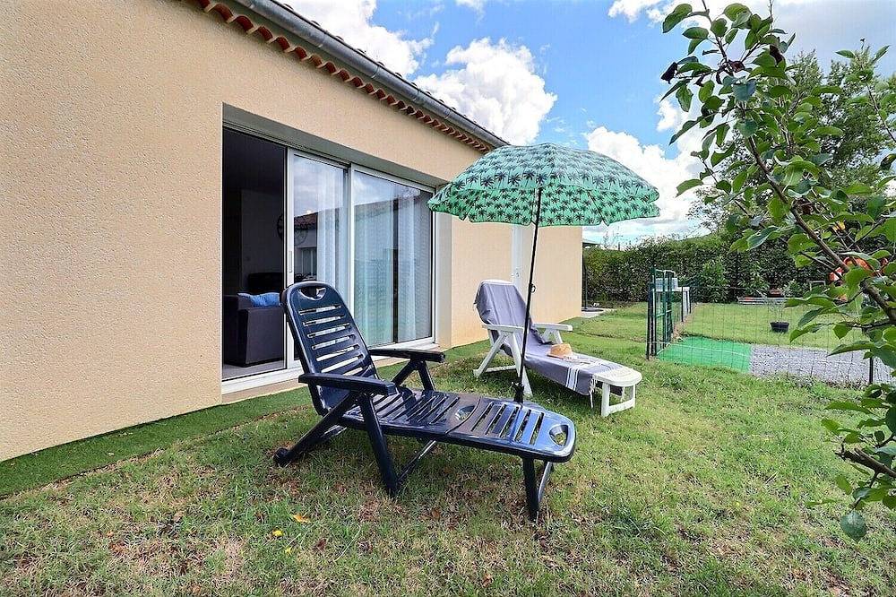 Proche rivière ! Maison cosy avec jardin. Accessible Pmr. Animaux acceptés in Chauzon, Ardèche