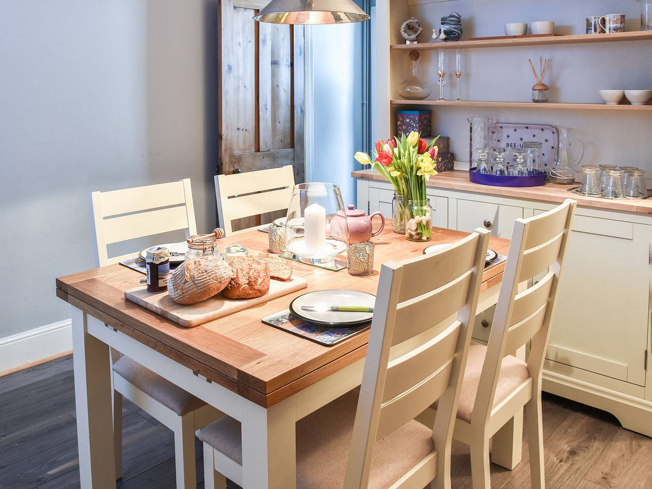Fuchsia Cottage in Sea Palling, The Broads
