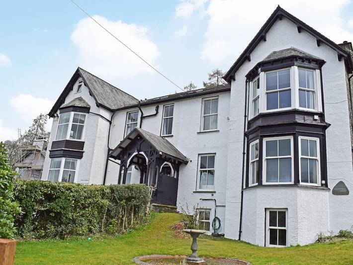 Log cabin for 4 people, with Garden in Bowness-on-Windermere