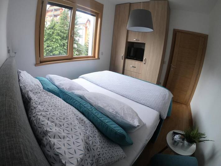 Ferienwohnung für 6 Personen, mit Balkon und Ausblick in Zlatibor