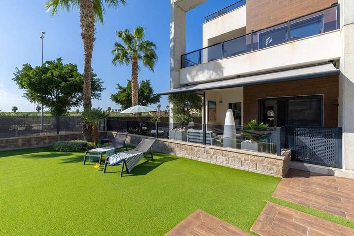Villa pour 8 personnes, avec piscine et jardin à Guardamar del Segura - 4