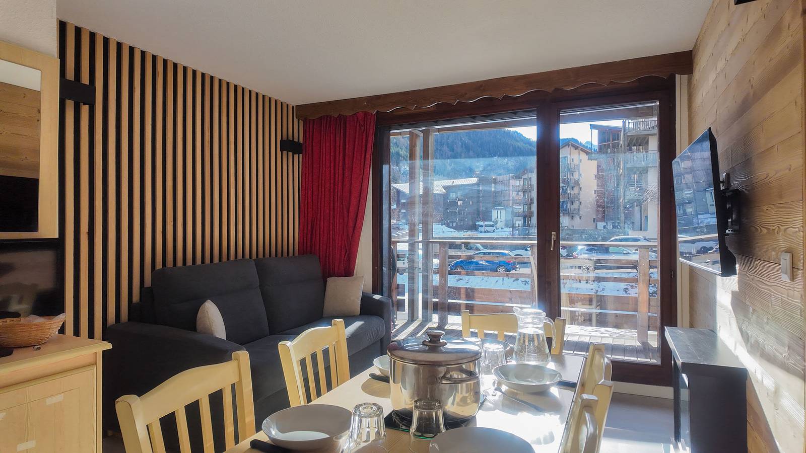 Appartement entier, Bel appartement lumineux proche des pistes in La Norma, Villarodin-Bourget
