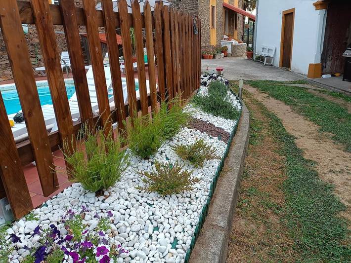 Casa rural para 8 personas, con Terraza además de Jardín y Piscina en Touro  - 4