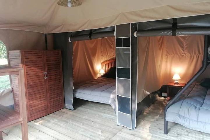 Zecamping 4* animé piscine sauna hammam tente Bbq 33m2 5 pers in Saint-Gaultier, Le Blanc und Umgebung