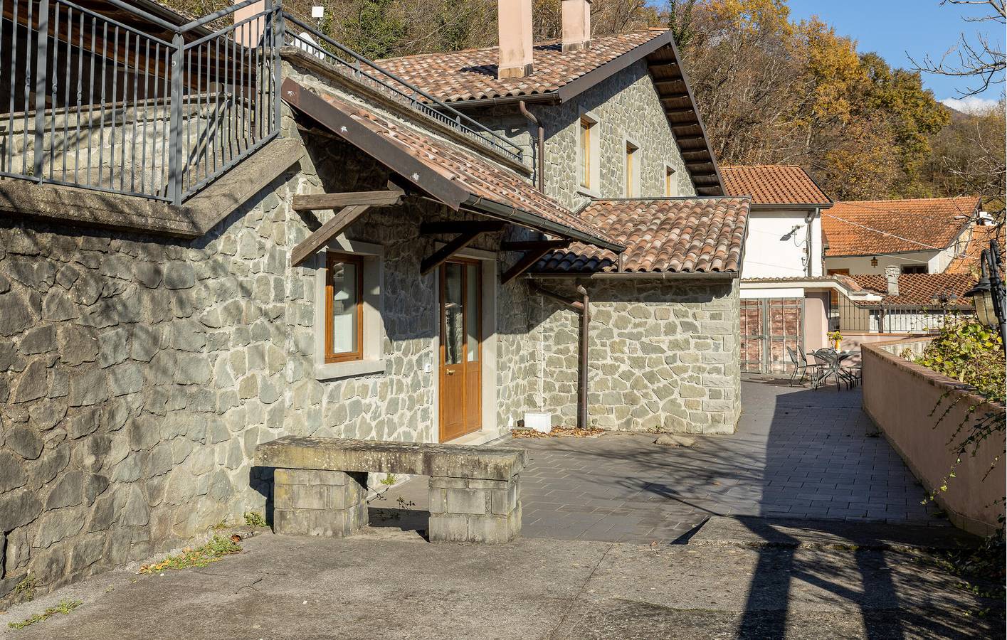 Gemütliches Apartment mit Kamin, Küche und Flussblick in Comano, Nationalpark Toskanisch-Emilianischer Apennin