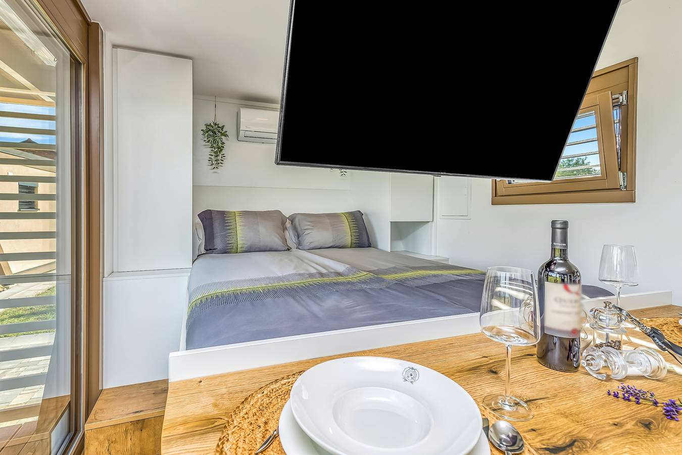 Riverside Suite Ane private beach in Möttling, Slowenien