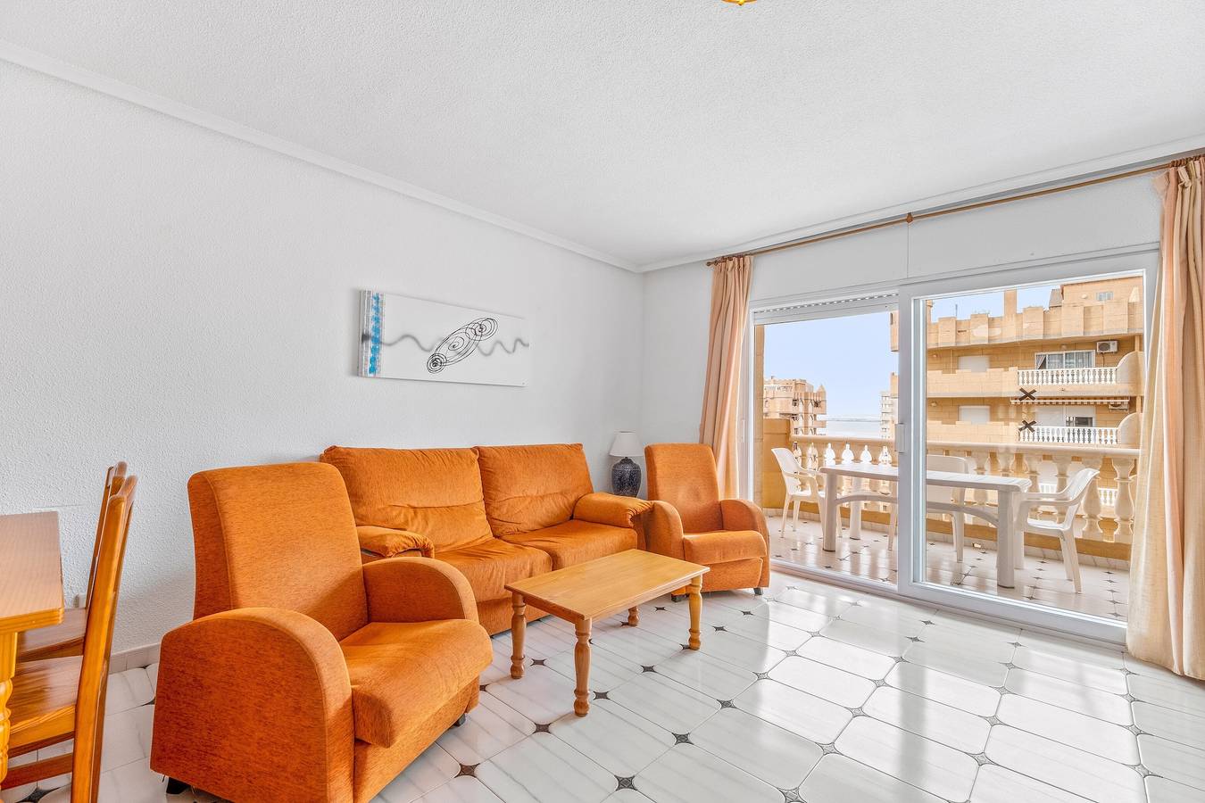Appartement entier, Appartement 'Castillo De Mar F2 Torre Sur 10a' avec vue sur la mer, piscine partagée et Wi-Fi in San Javier, Costa Cálida