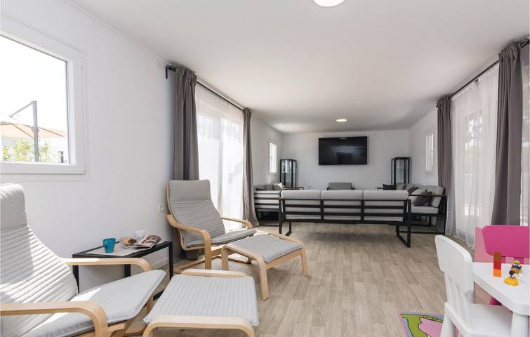 Ferienhaus für 20 Personen, mit Terrasse und Pool in Zadar (Kommun) - 3