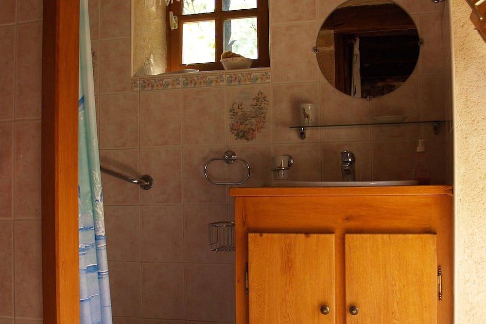 Bauernhaus - Labastide L'Eveque in La Bastide-l'Évêque, Zentralmassiv