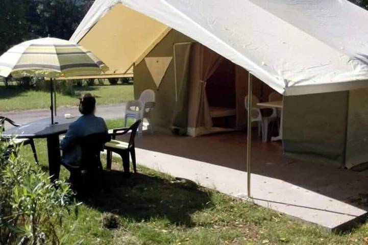 Mobil home pour 4 personnes à Celles-sur-Plaine