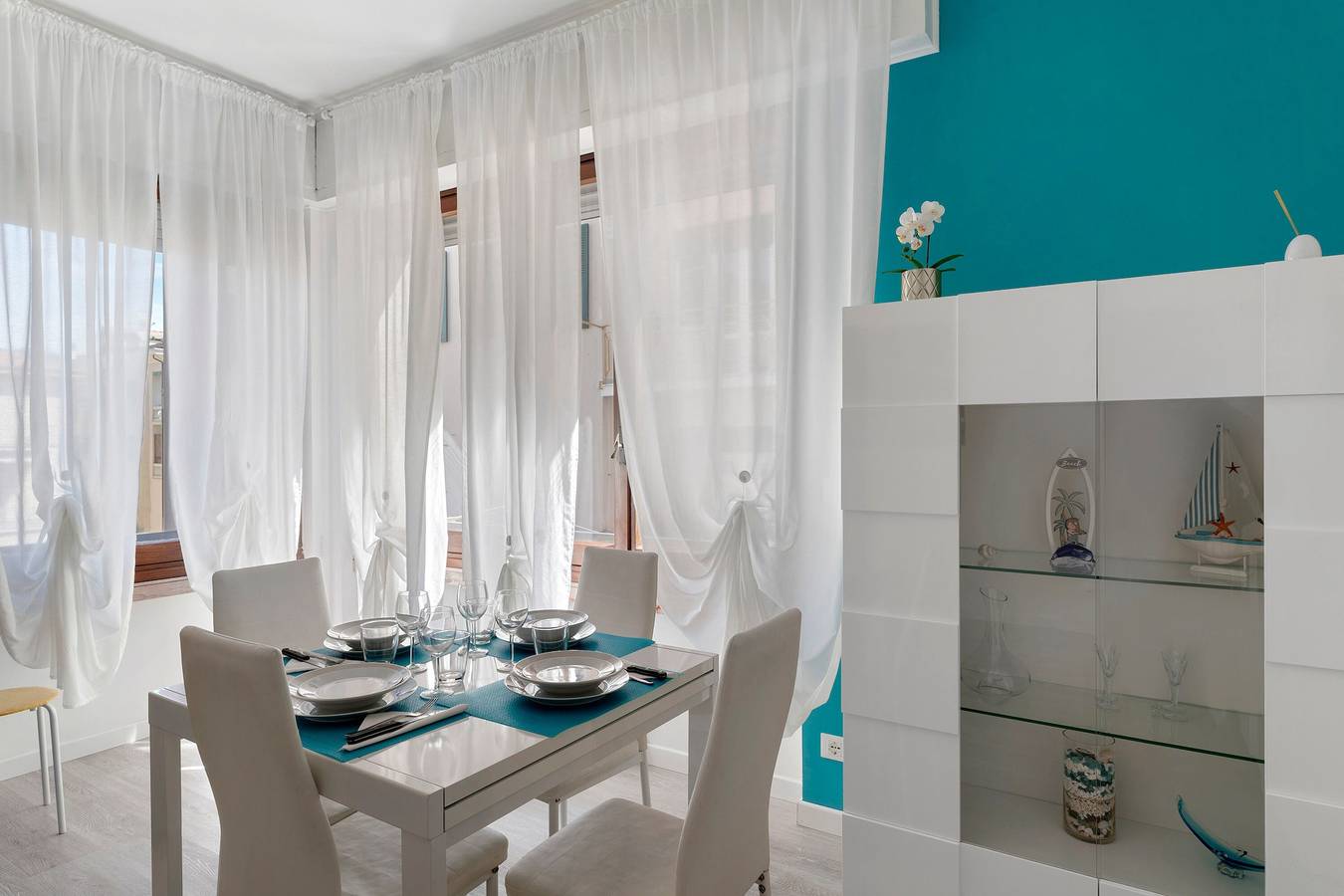 Apartamento entero, Apartamento 'A Casa Di Brenda' con vistas a la montaña, Wi-Fi y aire acondicionado in Chiavari, Riviera di Levante