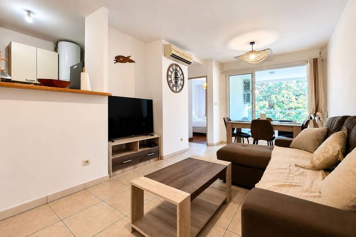 Appartement entier, La Corbeilloise - Ac - Balcon - Parking in Saint-Denis (Réunion), Île de la Réunion