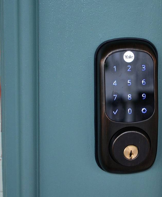 Salty Seahorse Studio, steps from the sand! in Crystal Beach, Galveston County