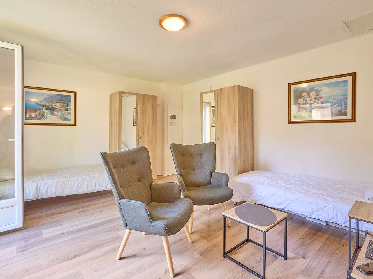 Studio entier, Studio moderne avec terrasse et wifi in Cazaubon, Gers