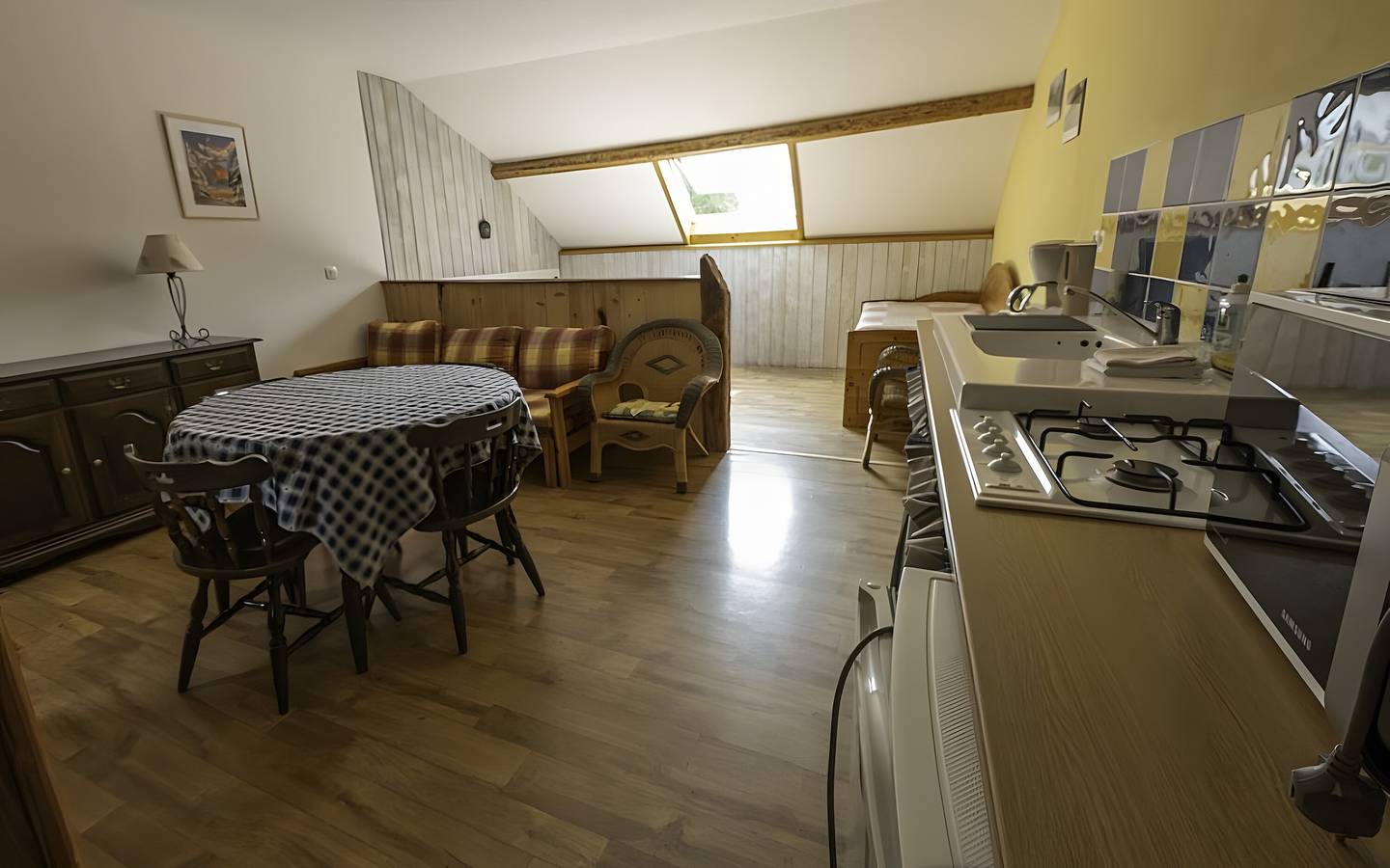 Ganzes Studio, Studio „Le Cabanon 35 m²“ mit Bergblick in Doussard, Parc naturel régional du Massif des Bauges