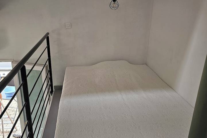 Location de vacances pour 4 personnes, avec terrasse à Le Revest-les-Eaux - 3