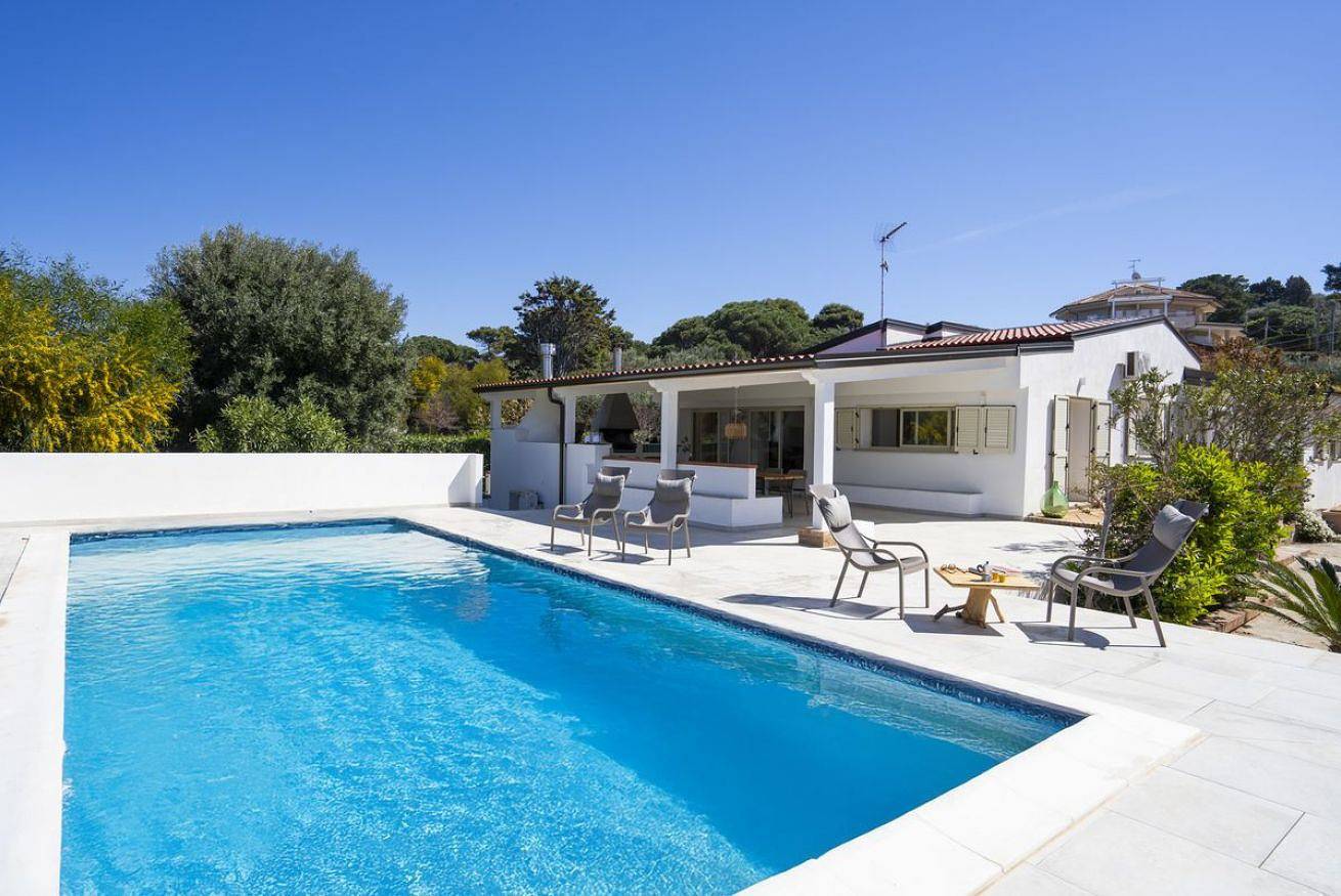 Appartamento intero, Villa Tramonto sullo Stromboli  in Faro Capo Vaticano, Provincia di Vibo Valentia