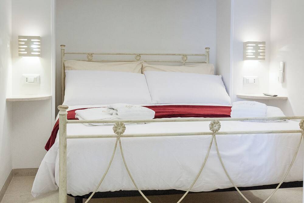 2 Bedroom Private vacation home in Cisternino in Cisternino, Salento