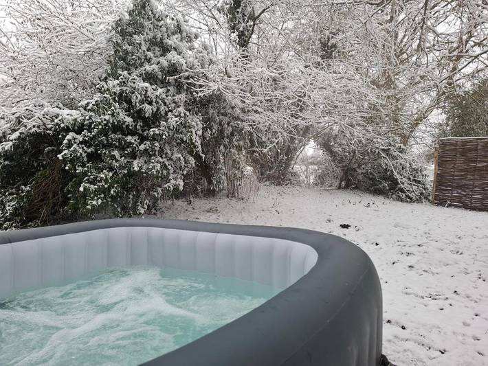 Location de vacances pour 9 personnes, avec jacuzzi et jardin à Fosses-la-Ville - 2