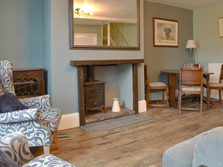 Log cabin for 4 people in Ashbourne