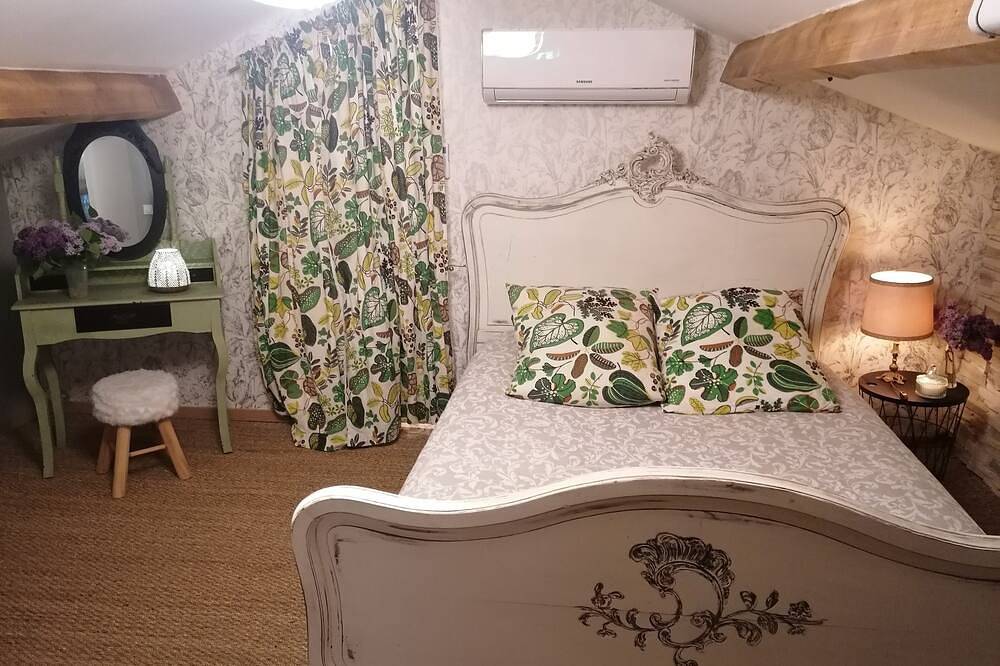 Suite Noelie, son Ecran de Cinema et sa Baignoire d Époque in Brassac (Tarn), Región de Castres