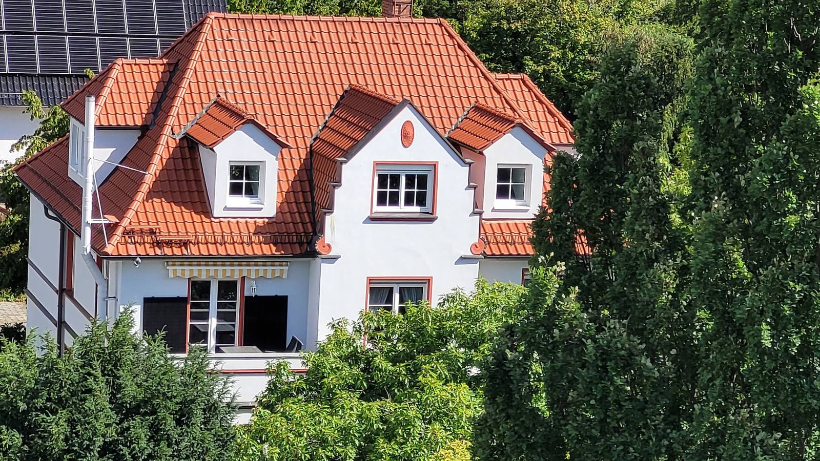 Ganze Ferienwohnung, Ferienwohnung & Apartment Kunsthaus Panorama mit Balkon in Nordhausen, Harzvorland