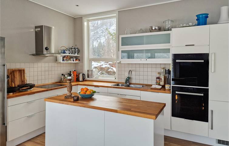 Ferienhaus für 9 Personen, mit Terrasse und Garten in Tröndelag - 4