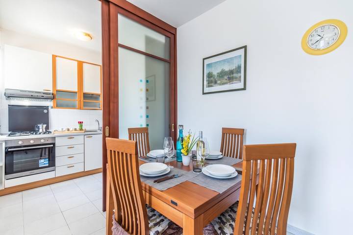 Ferienwohnung für 4 Personen, mit Balkon und Kinderpool in Alghero - 3