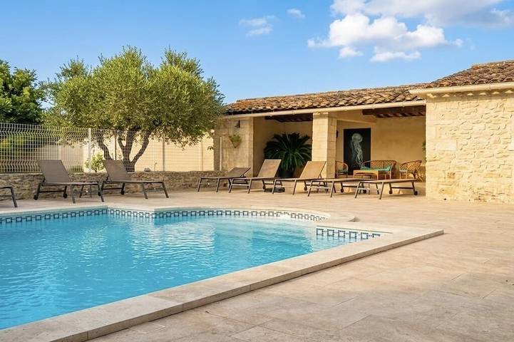 Appartement de vacances pour 10 personnes, avec Terrasse et Piscine