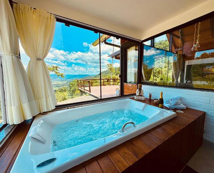 Camping para 3 personas, con jacuzzi y jardín en Santa Catarina