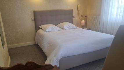 Hôtel pour 3 personnes, avec terrasse, animaux acceptés à Seilhac