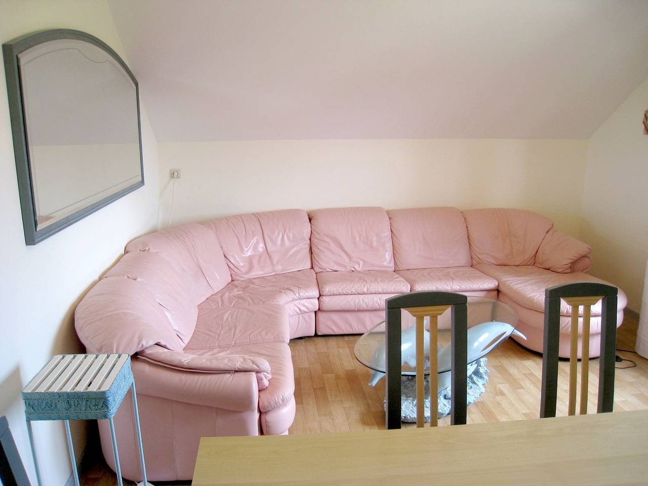 Ganze Wohnung, Modernes Zimmer mit Whirlpool in Felenne, Beauraing