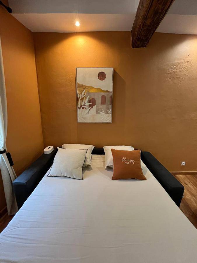 Gîte pour 4 personnes, avec vue dans Office De Tourisme Du Pays Des Sorgues Et Des Monts De Vaucluse - 4