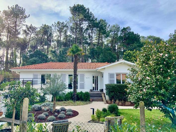 Ferienhaus für 9 Personen, mit Garten und Pool sowie Ausblick in Labenne