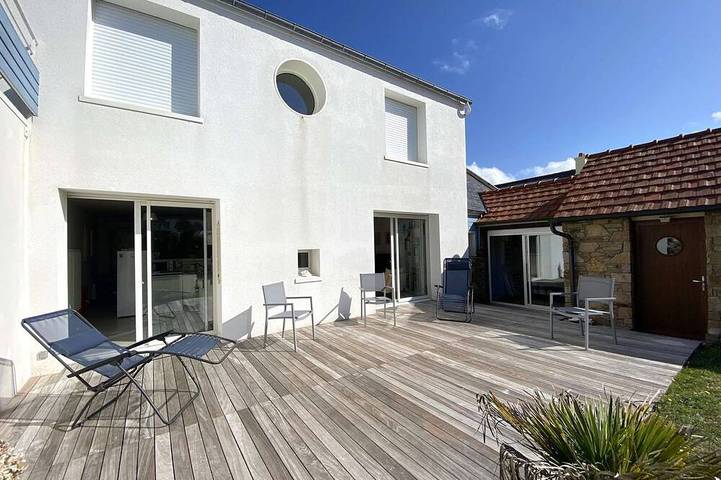 Location de vacances pour 6 personnes, avec jardin dans Plage De La Greve Des Cures Tregastel