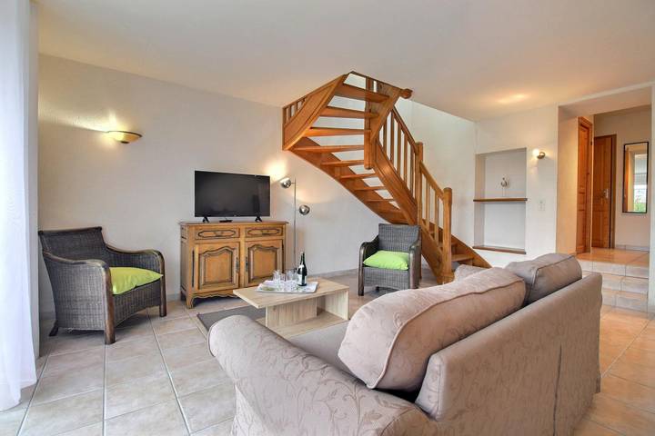 Gîte pour 5 personnes, avec jardin à Arradon - 4